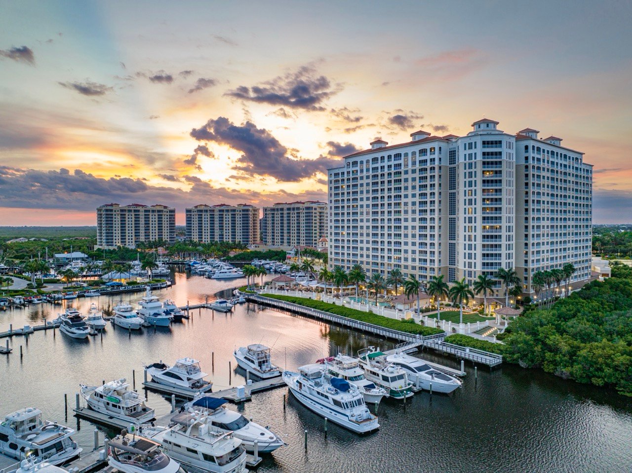 (RSWWI) Exterior + Marina Hero Large 2