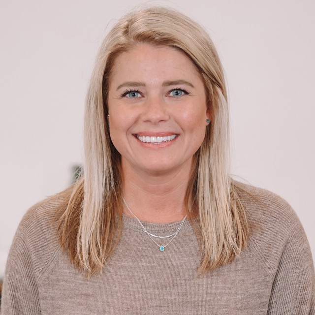 Lauren Antoni  Medium