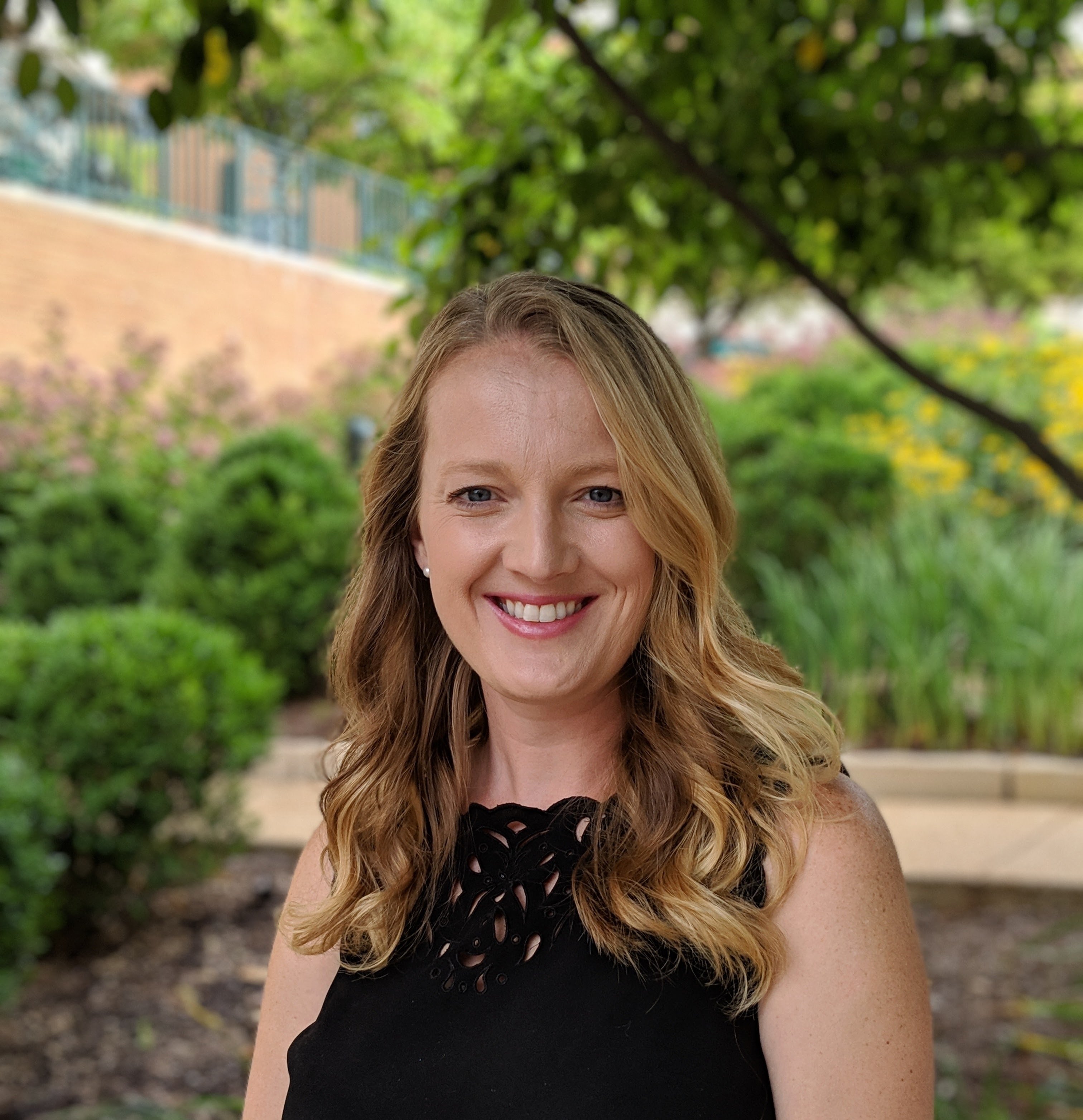 Rebecca Miller Headshot